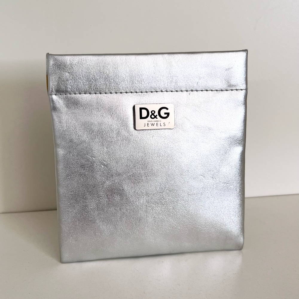 Hold D&G Jewels Metallic Silver Pouch